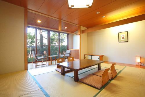 Shiki Resort Hida Takayamaso Такаяма Екстер'єр фото